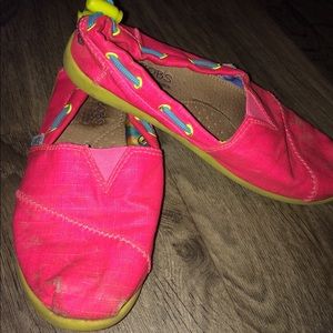 Hot pink bobs